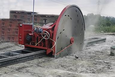 大型矿山开采切割机